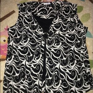 Women’s dress shirt